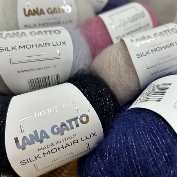 Silk Mohair lux (78% суперкидмохер, 14% шелк, 8% люрекс (полиамид+нейлон)), 212м/25гр