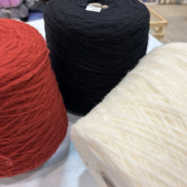 Soffaran Filpucci (75% меринос, 25% па), 220м/100гр