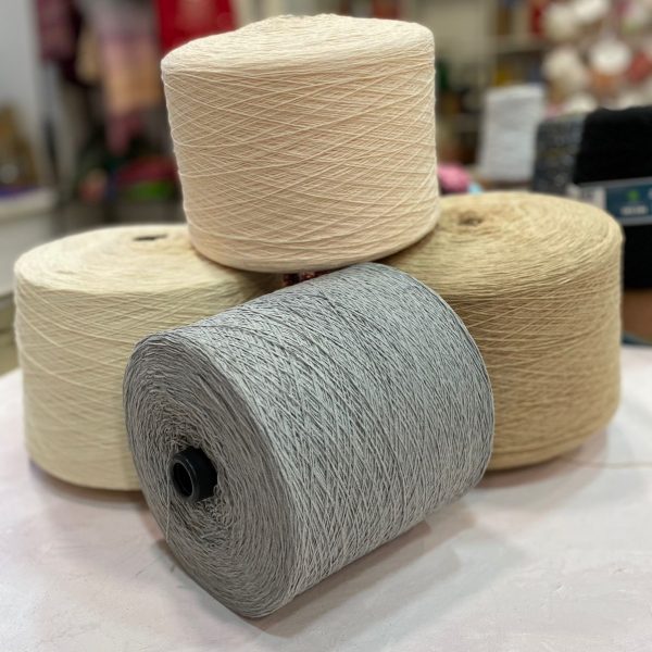Бархат велюровая пряжа (100% па), 1200м/100гр