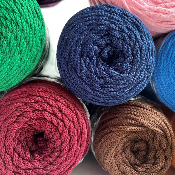 BC Yarn полиэфирный шнур 2 мм (100% полиэфир), 200м/120гр